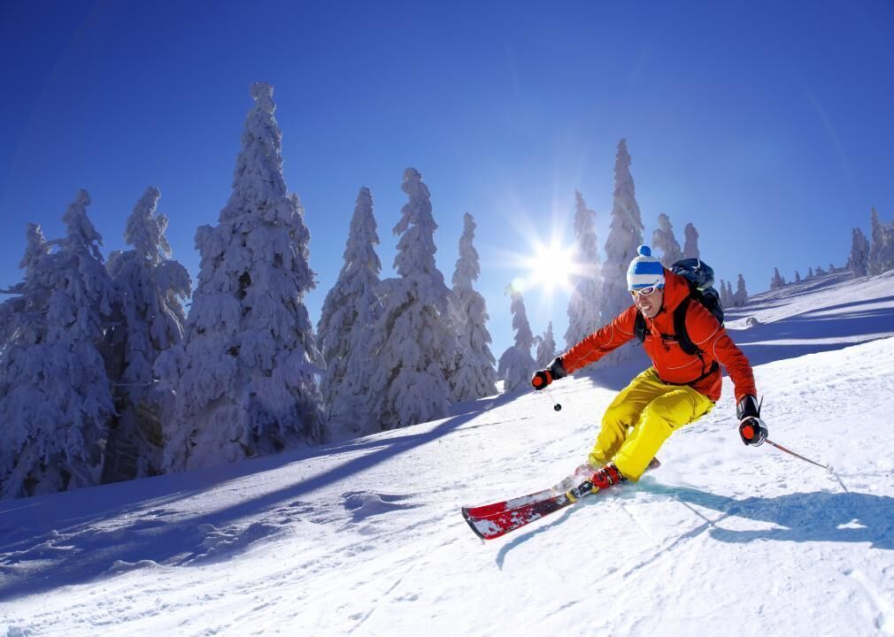 Alpine/downhill skiing